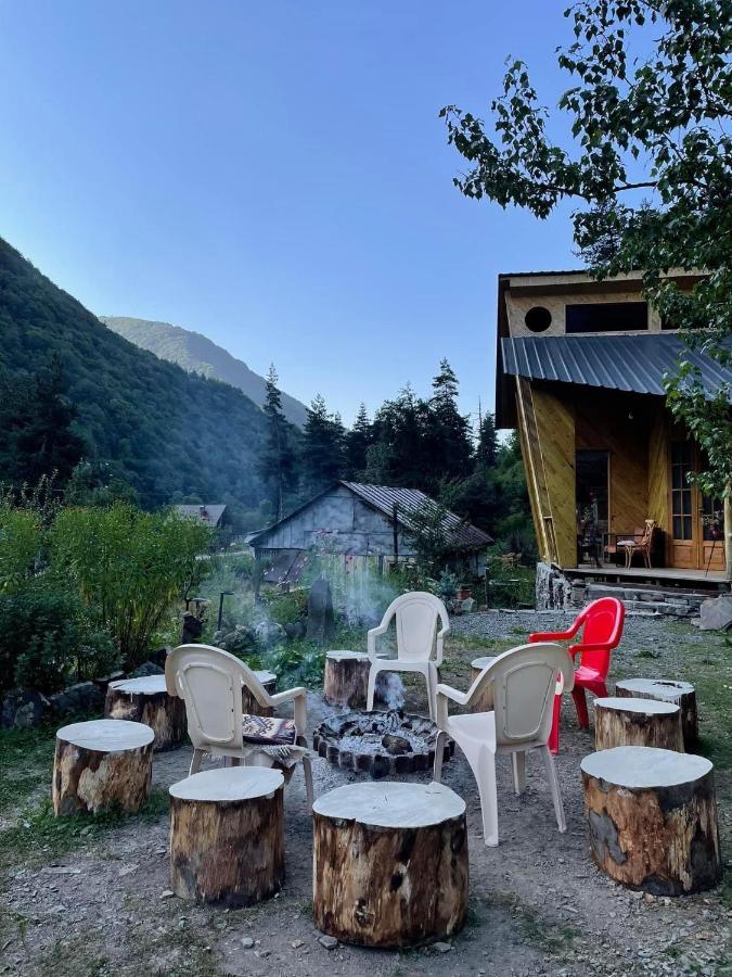 Korsha Guesthouse Roshka Exterior foto